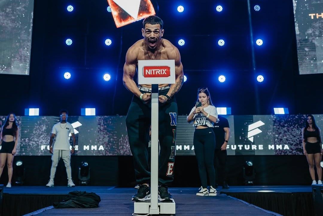 Kaua Mattoso na váze.
