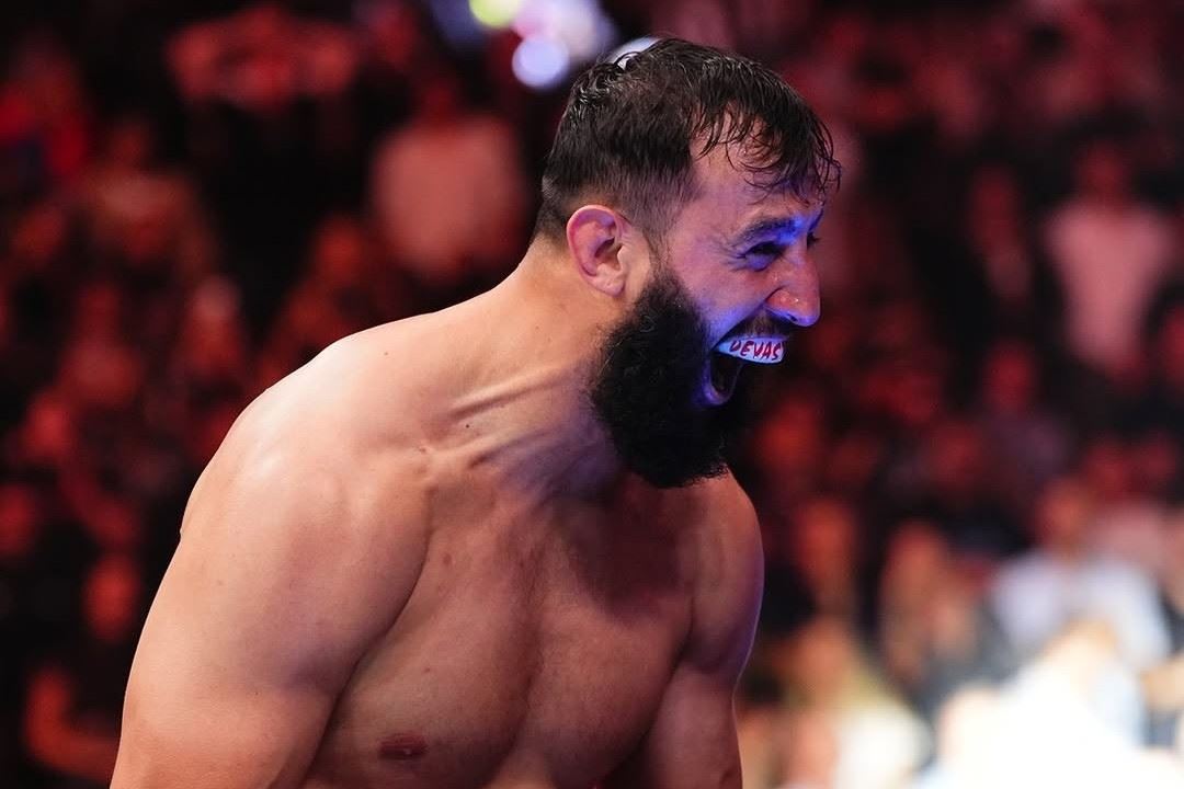 Dominick Reyes stoupá žebříčkem UFC.