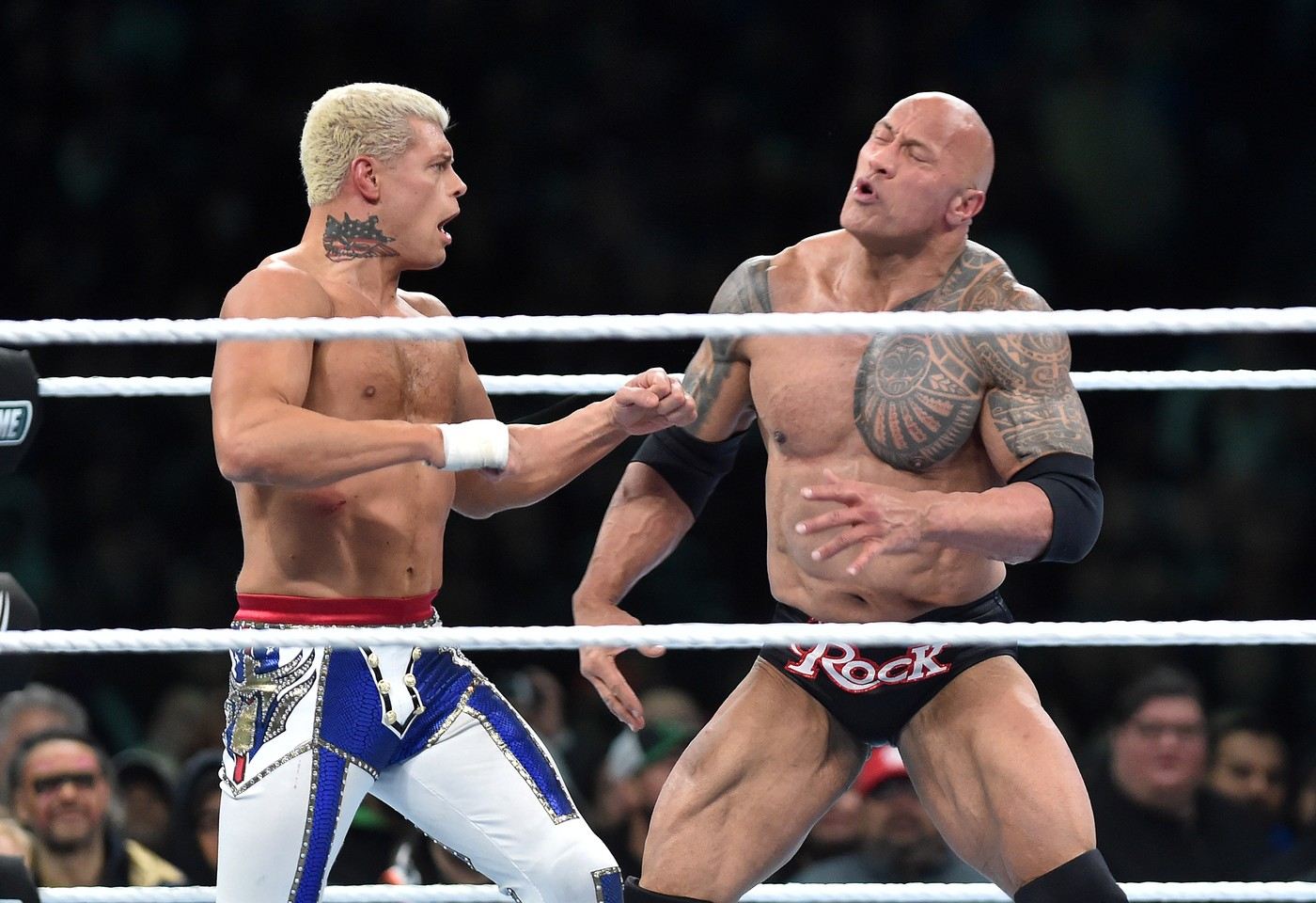 The Rock Dwayne Johnson (vpravo).