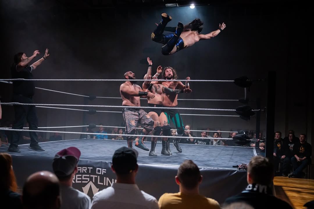Art of Wrestling míří na Slovensko.