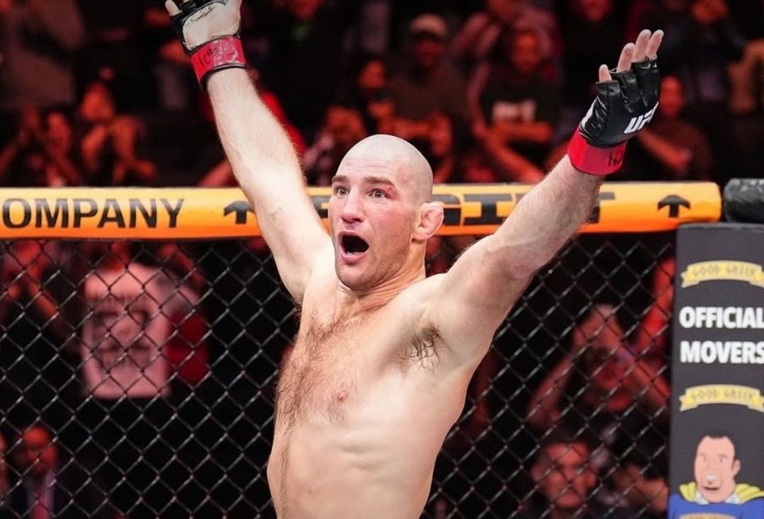 Sean Strickland a radost po výhře.