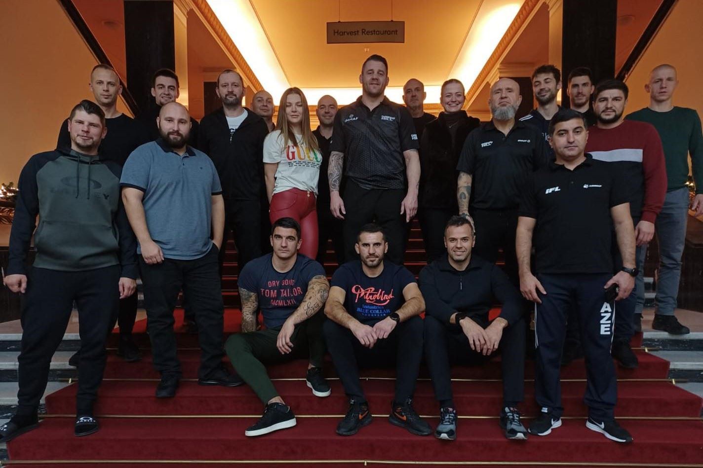 Rozhodčí UFC Marc Goddard vedl v Praze kurz rozhodčích IMMAF, který pořádal Český svaz MMA.