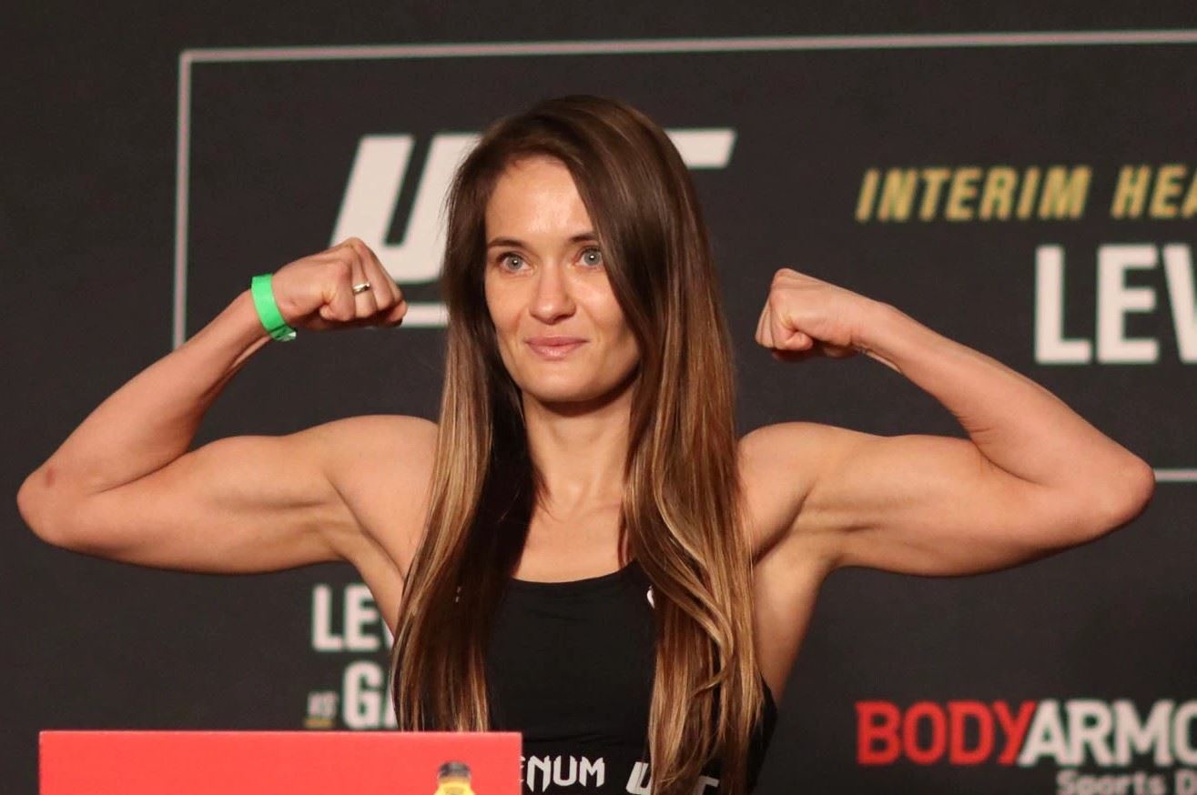 Karolina Kowalkiewicz už zase vítězí v UFC.