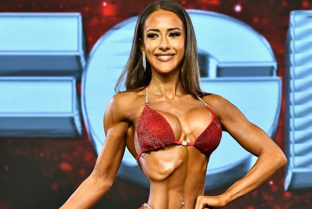 Carla Leclercq na soutěži NPC Florida Grand Prix.