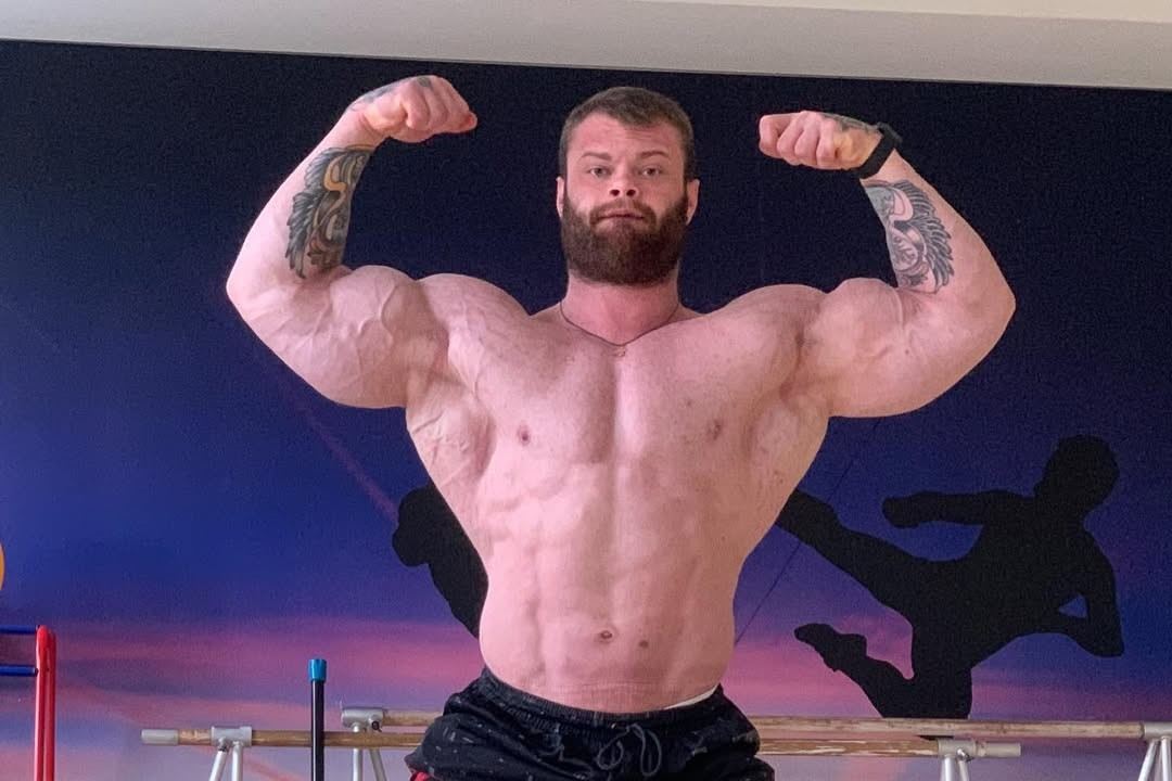 Sergey Danilov, profesionál federace IFBB Pro League. 