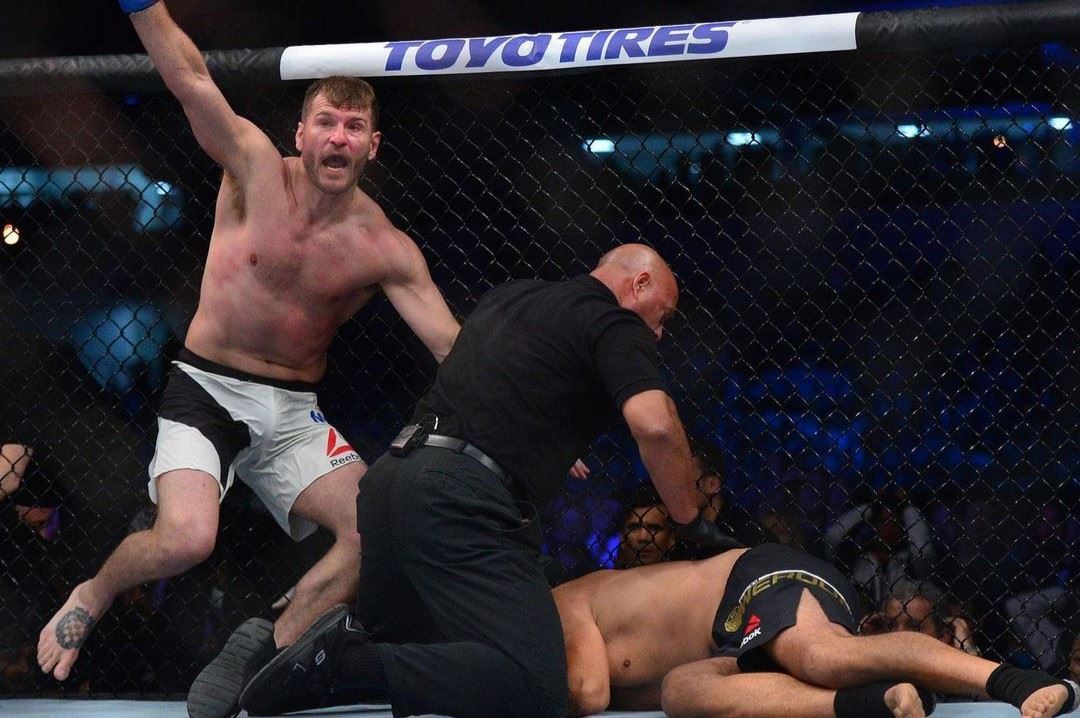 Stipe Miocic slaví.