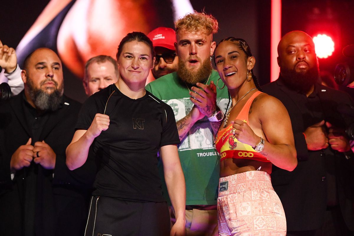 Jake Paul může být s historickou akcí spokojen.