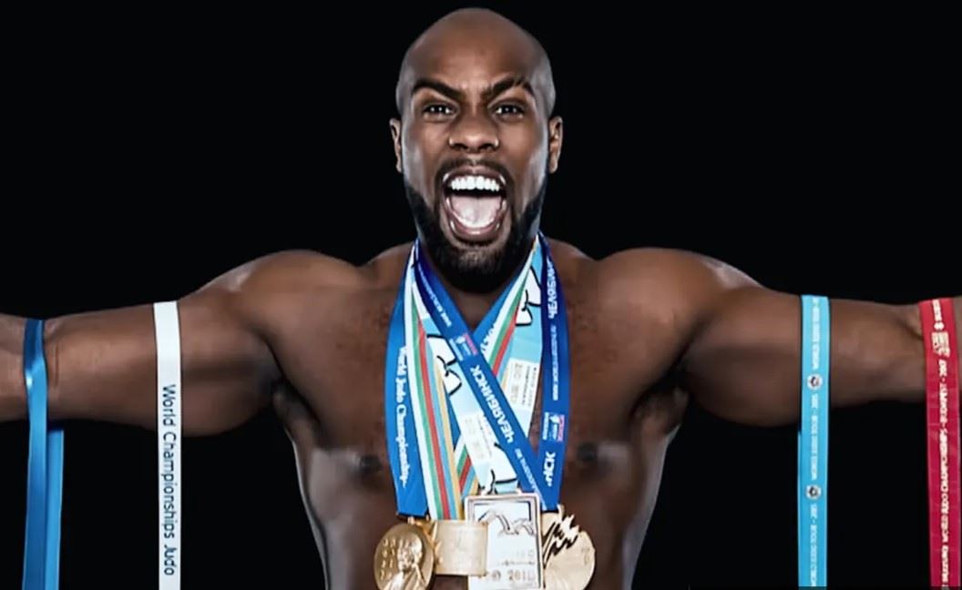 Teddy Riner z MS letos medaili nepřidá.