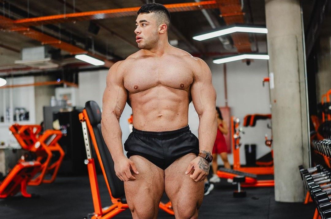 Svein Falzon a jeho forma.