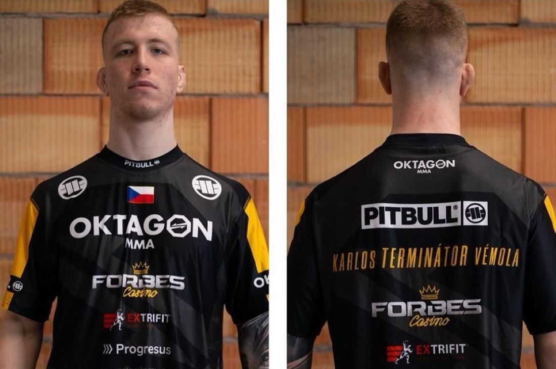 Bojovník MMA Jakub Tichota jako model...