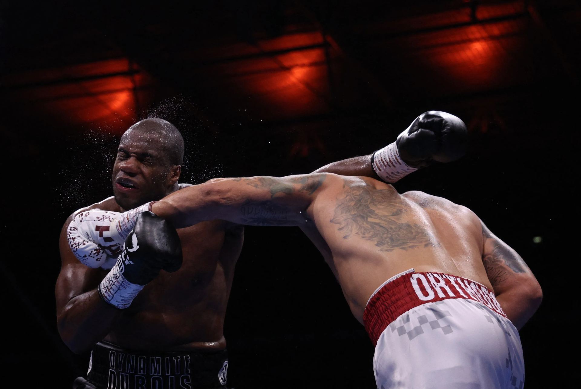 Usyk odhalil tajemství vítězné rány.