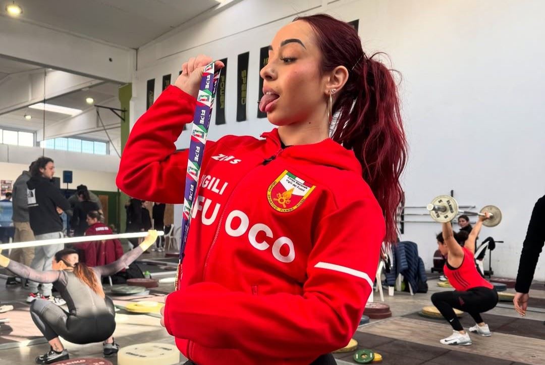 Celine Ludovica Delia slaví úspěch na akci FIPE.