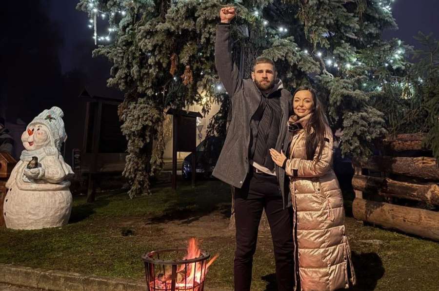 Procházka a odhalení pohlaví dítěte ve stylu. Na samuraje 