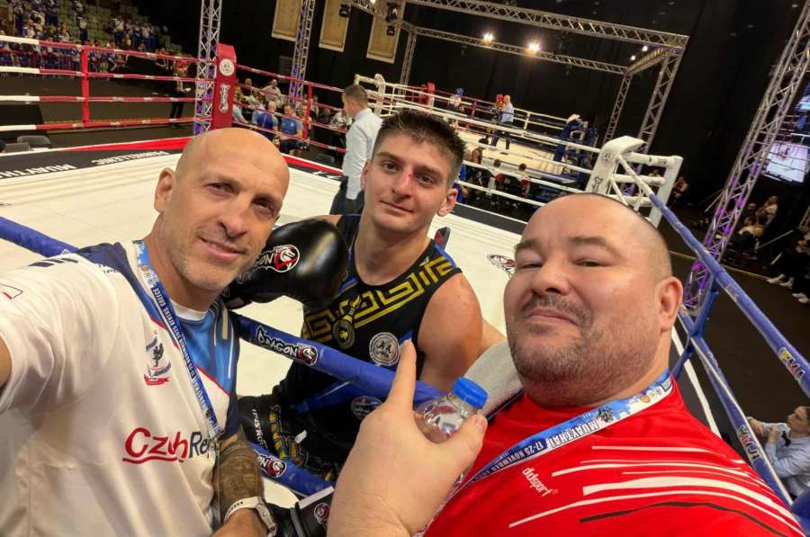 Ital padl, teď čeká českého reprezentanta ve finále ME Rus