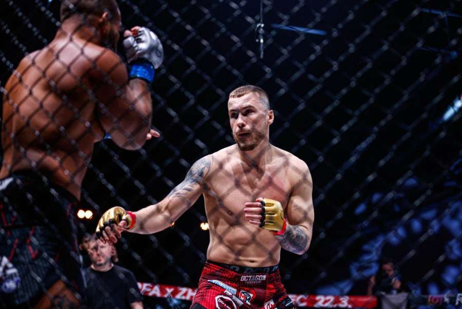 Slovák se může přiblížit titulové šanci. Uvidí se, kdo se koho bojí, říká před RFA 26