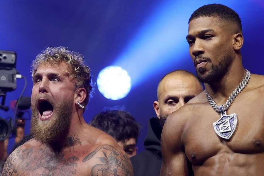 Horentní a nepředstavitelné. Joshua a Paul dostanou královsky zaplaceno