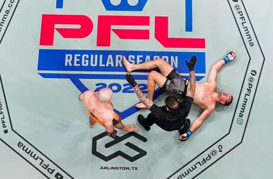 VIDEO: Tvrdé KO, ruská pěst trefila přesně! Peštova premiéra v PFL skončila po 85 sekundách