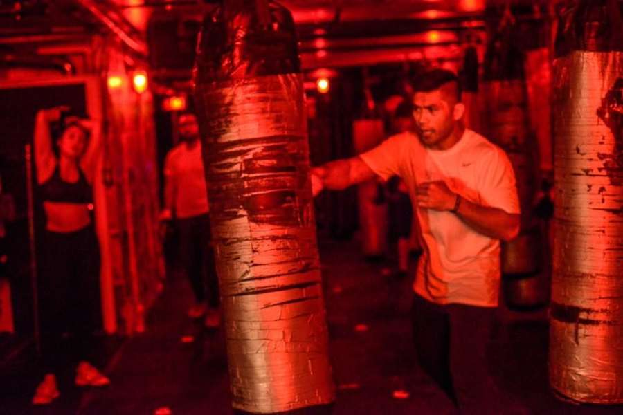 MMA zápasník neváhal a zneškodnil útočníka na ulici