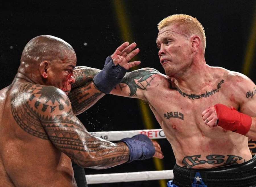 Brutální premiéra! KO za 5 sekund v boxu bez rukavic