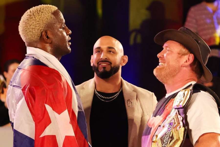 Srazím Goliáše k zemi, věří šampion před bitvou s gigantem