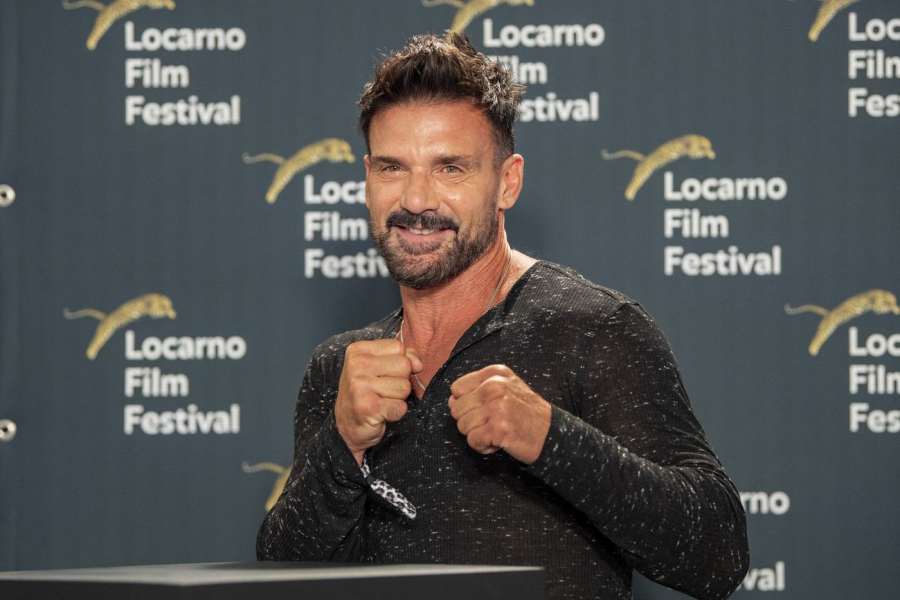 Herec má v 60 letech luxusní formu. Drží si ji i díky bojovým sportům