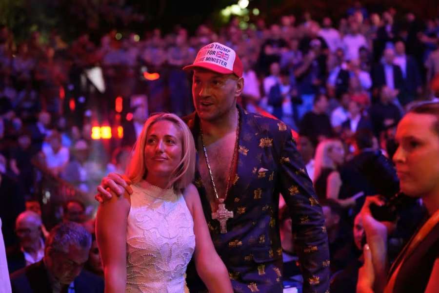 Legendární Fury se představil fanouškům UFC. Blíží se obrovské oznámení