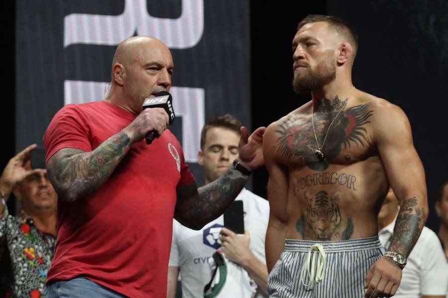 Ikona UFC opět perlila. Údery do zátylku by měly být legální, tvrdí