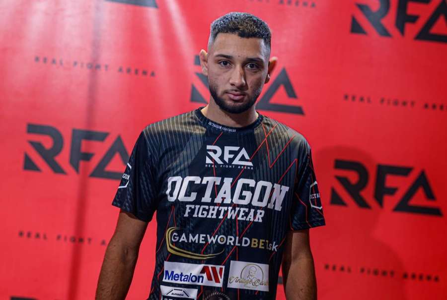 Vyhrožuje soupeři i hejtrům. Přísahám, že každému takovému zlomím nos, hrozí zápasník RFA