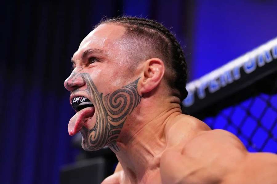 Děsivý bojovník zničil soupeře lokty, teď je připraven vlétnout do UFC