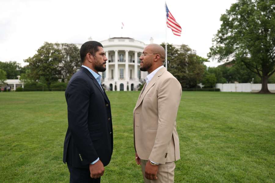 Bude to největší show na světě, láká Trump. Odhalil i speciální UFC pás 