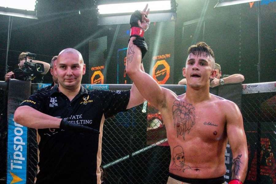 Nejdřív fight na Oktagonu, pak PML a změna váhy. Jak vidí Farkaš titulové bitvy Krištofiče a Paradeisera?
