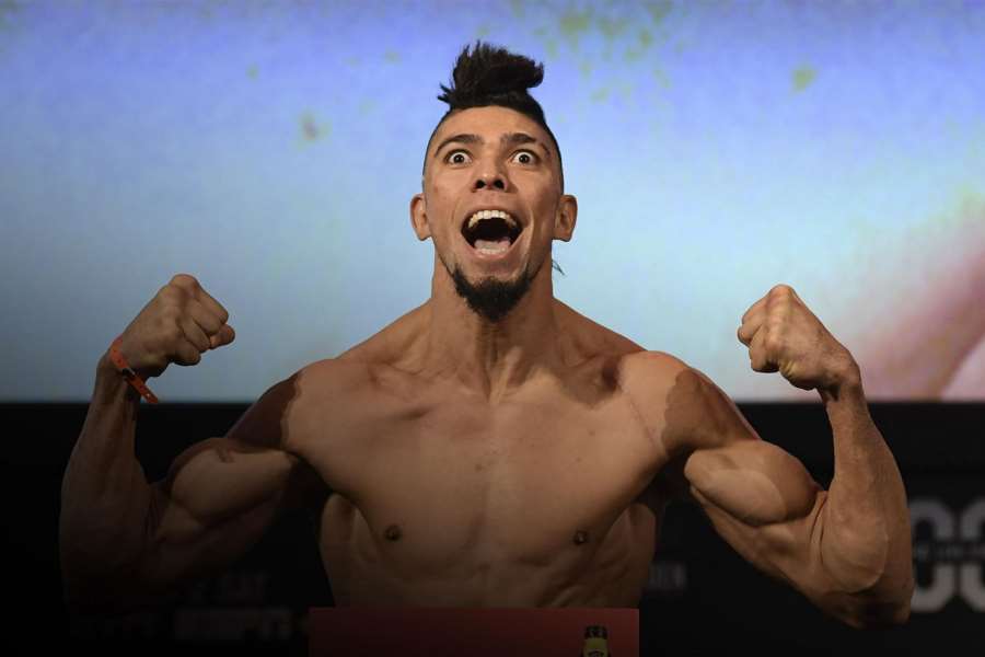 Chci cítit krev v puse. Brazilec touží zažít v UFC peklo. Pak by rád Procházku