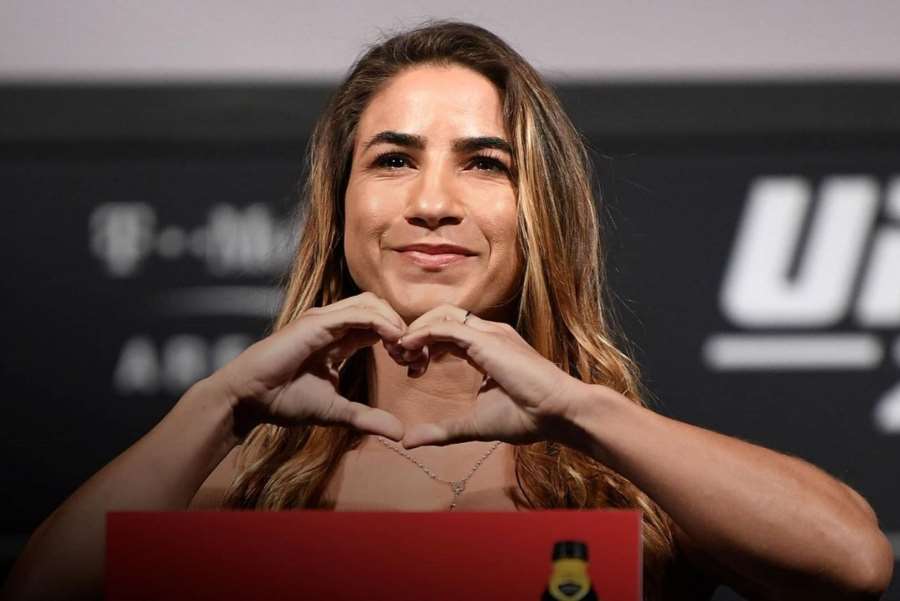 Zápasnice UFC je těhotná, očekává dítě s další bojovnicí UFC