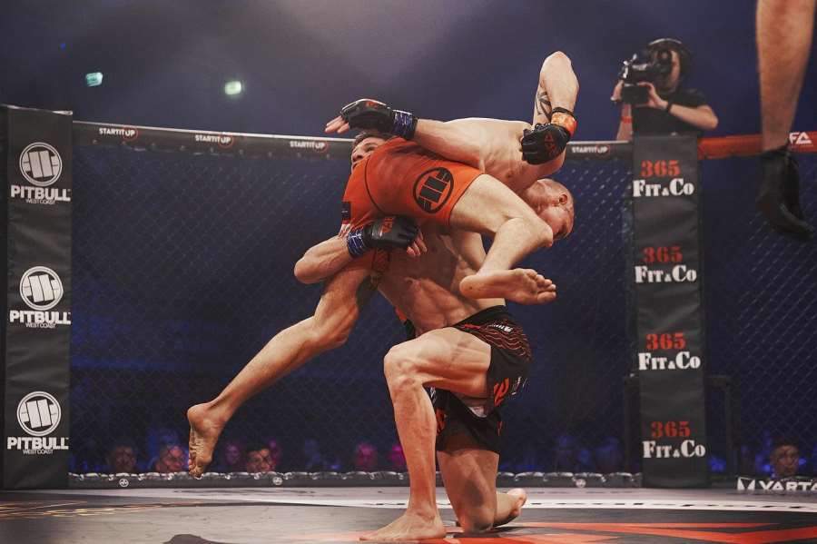 Velký výplatní den RFA. Je tu pyramida o 30 tisíc eur