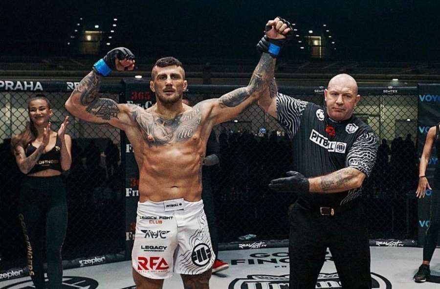 Přeučený slovenský boxer má plán. Chce zatřást žebříčkem RFA