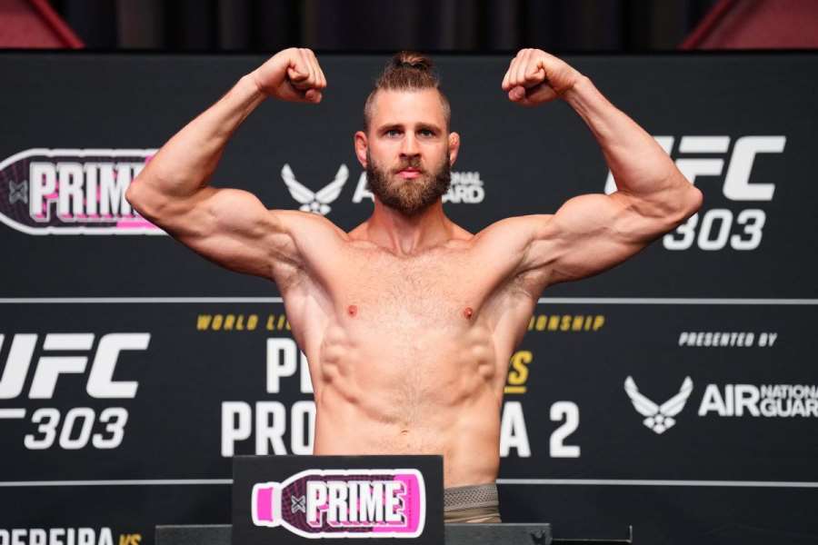 Procházka bojuje o titul v UFC, čeští fanoušci mají jasno o vítězi