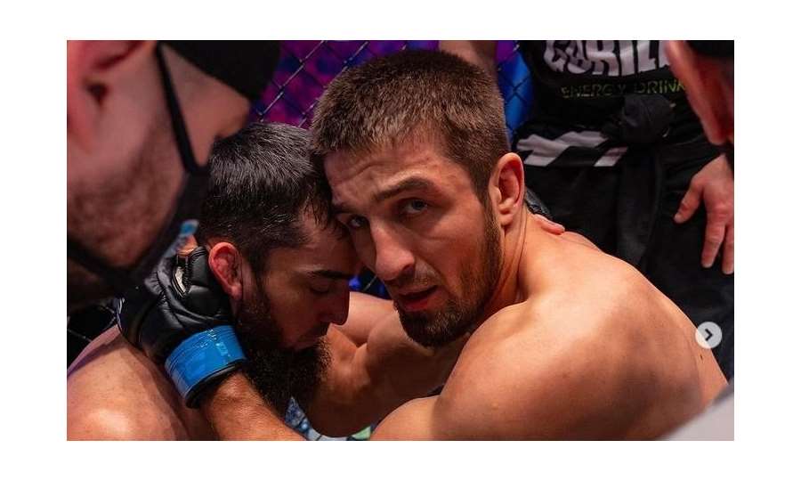 Otočka a kop, který nemilosrdně trefil. Vše viděl Nurmagomedov. Co neporažený Rus plánuje?
