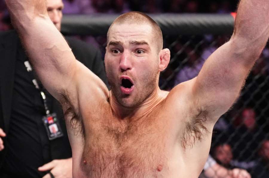 Nové rukavice dělal nějaký blbec, pálil bývalý šampion UFC a McGregora nazval malým skřetem