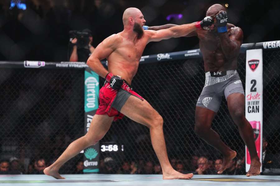 Procházku nelze nemilovat. Je to nejzajímavější borec z celé UFC