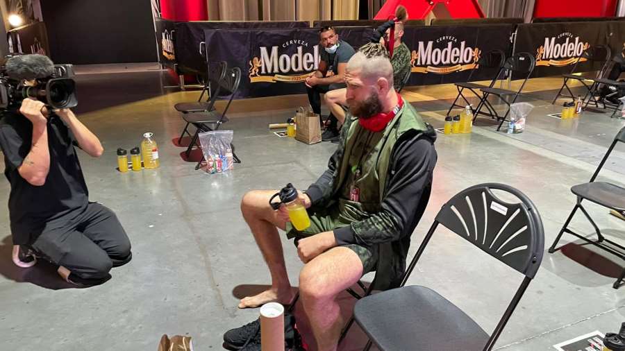 Reyes vypadá ostře, ale Jiří je na tom super fyzicky i mentálně, posílá z Las Vegas do Čech zprávu trenér