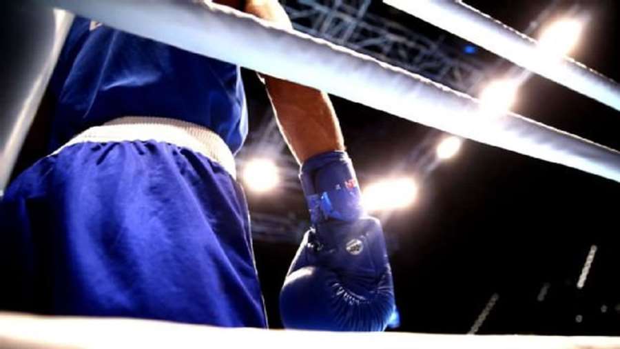 Boxerský šampion byl zastřelen na ulici. Vrah je na útěku