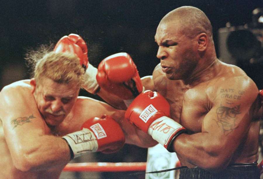 Démon, hladové zvíře. Osmnáctiletý Tyson ničil soupeře. Paul by neměl šanci