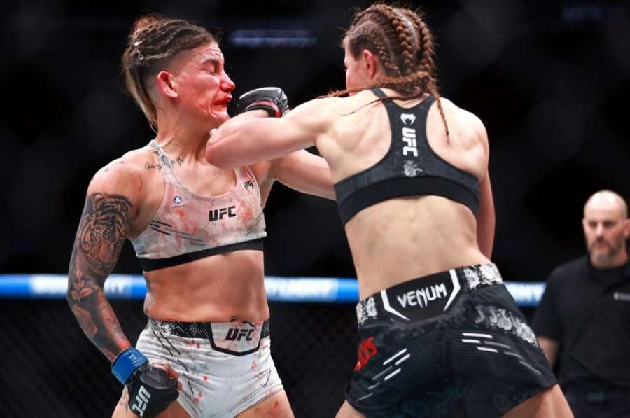 Totální debakl v UFC. Kanaďanka Brazilku doslova vypráskala 