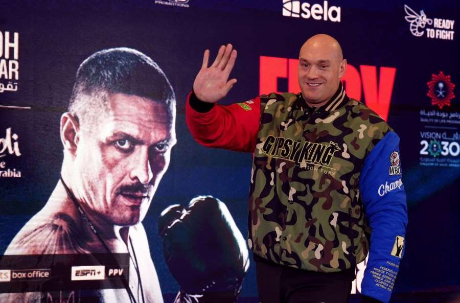 Fury před životní bitvou kulhal o berli. Není žádný zítřek, tvrdí