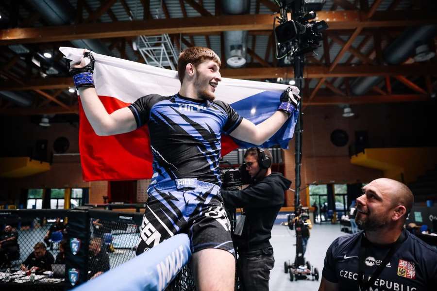 Vše pro úspěch. Český bojovník MMA se rval o zlato na MS s jednou nohou