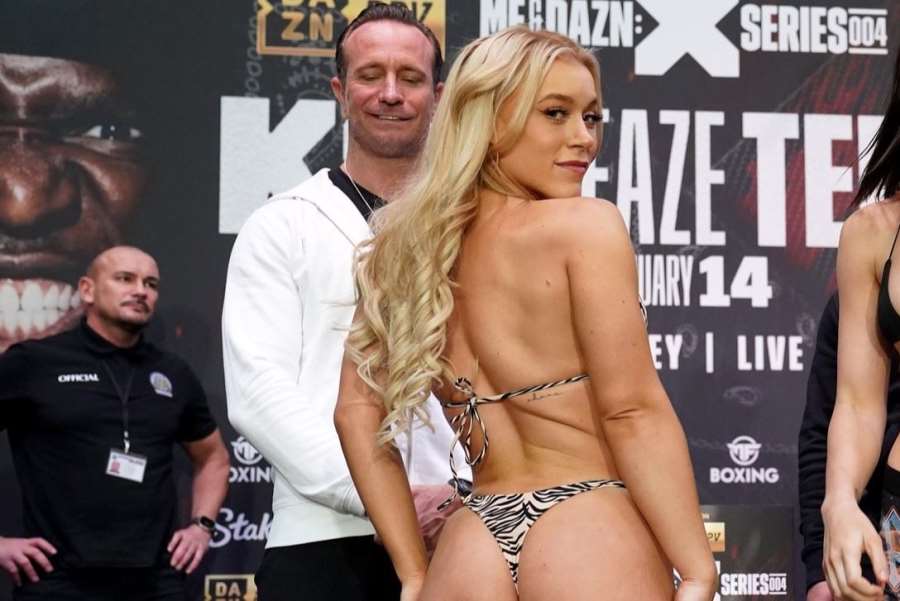 Boxerka se rozjela. Na sítích dráždila fanoušky ve spodním prádle