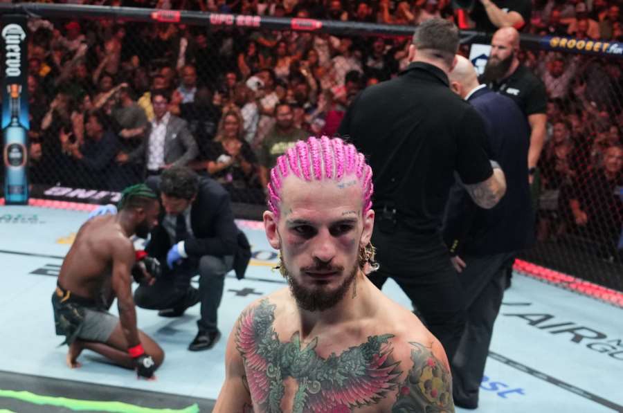 Ve stopách McGregora? Populární šampion by rád ovládl i druhou divizi, má však určité podmínky