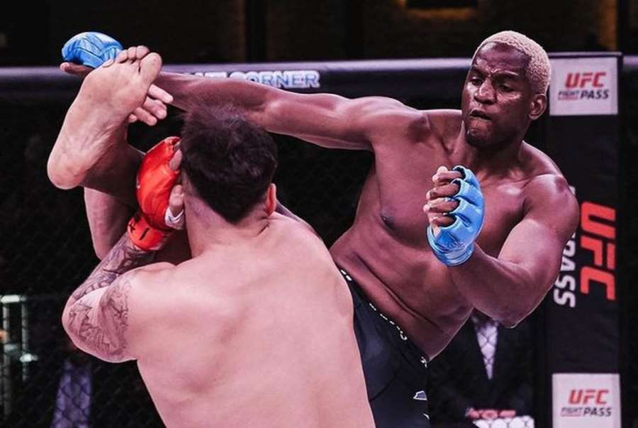 Rychlé KO. Kubánský obr si během čtyř sekund vysloužil kontrakt s UFC 