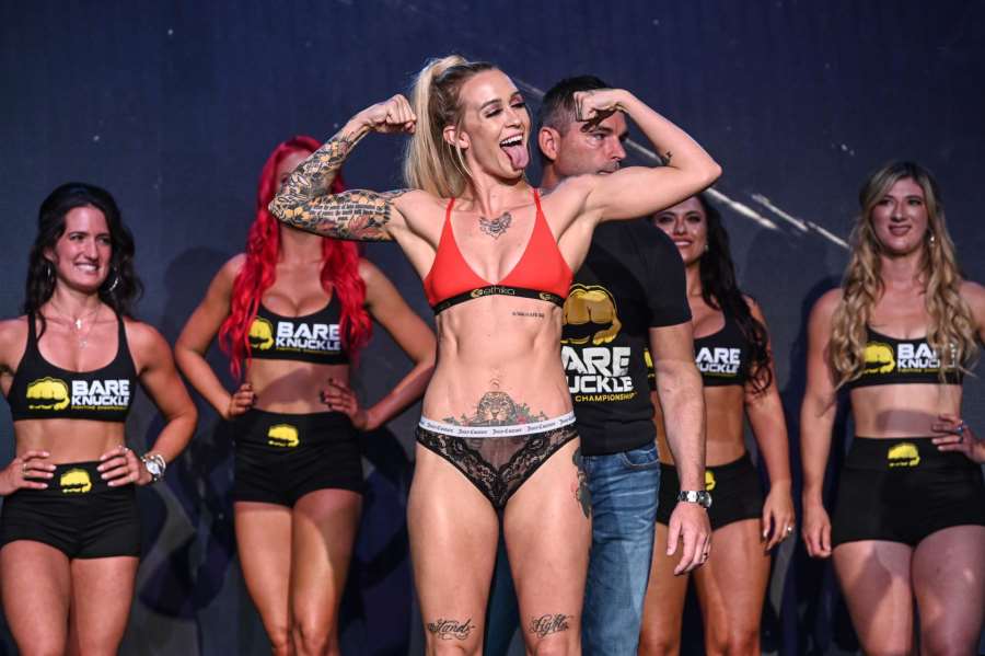 Boxerka jde do další bitvy. Mimo ring odhalila tělo