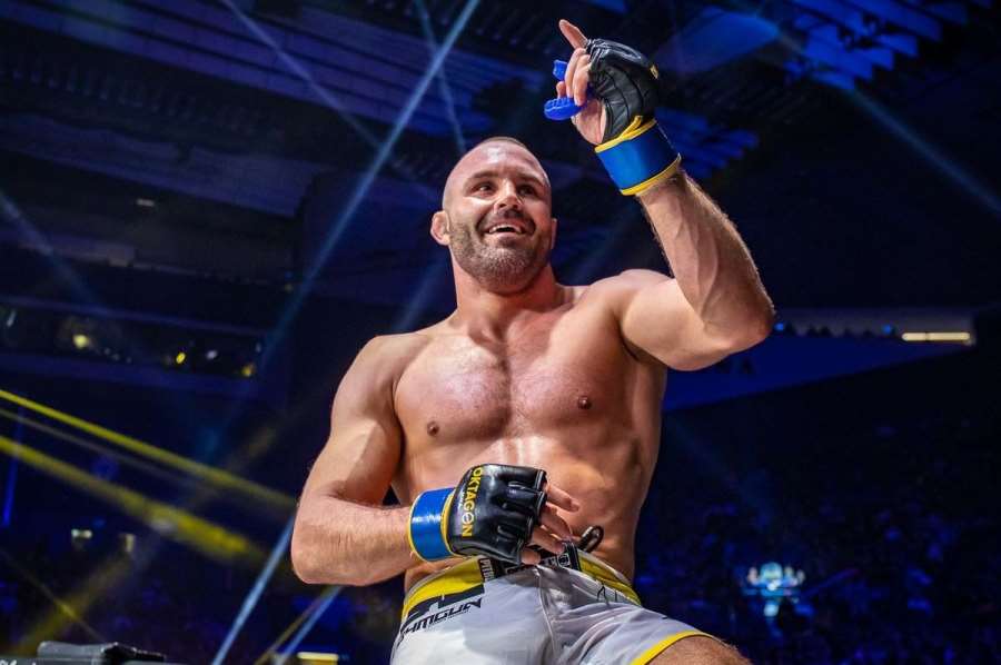 Jsem uvězněný ve svém těle. Ten sport miluju, říká Jubox před řežbou s Rockem